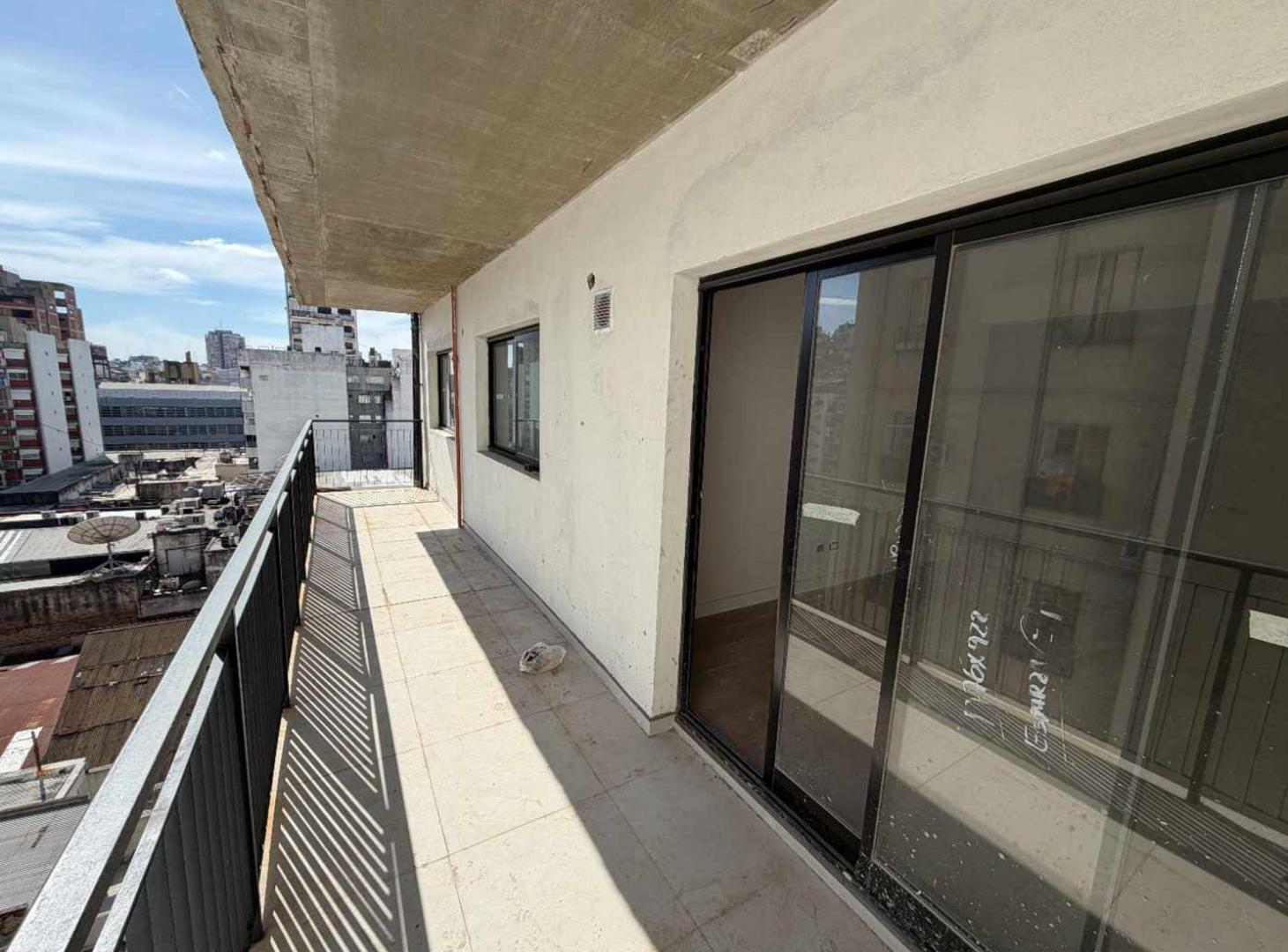 Foto de VENTA DEPTO 3 AMBIENTES CON BALCON - BALVANERA, imagen 1