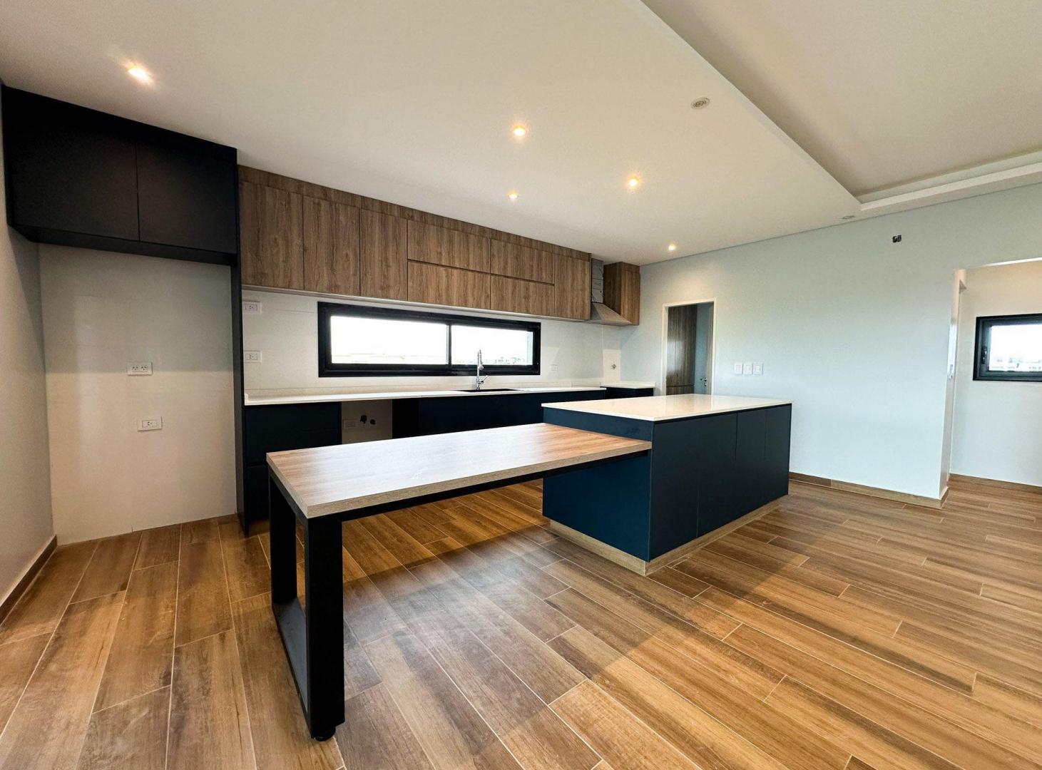 Foto de VENTA CASA 4 AMB en SANTA CLARA AL SUR - PERMUTA, imagen 4