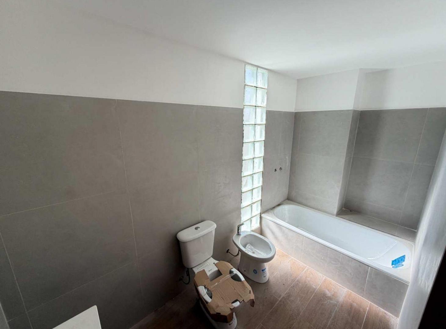 Foto de VENTA DEPTO 2 AMBIENTES CON BALCON - BALVANERA, imagen 5