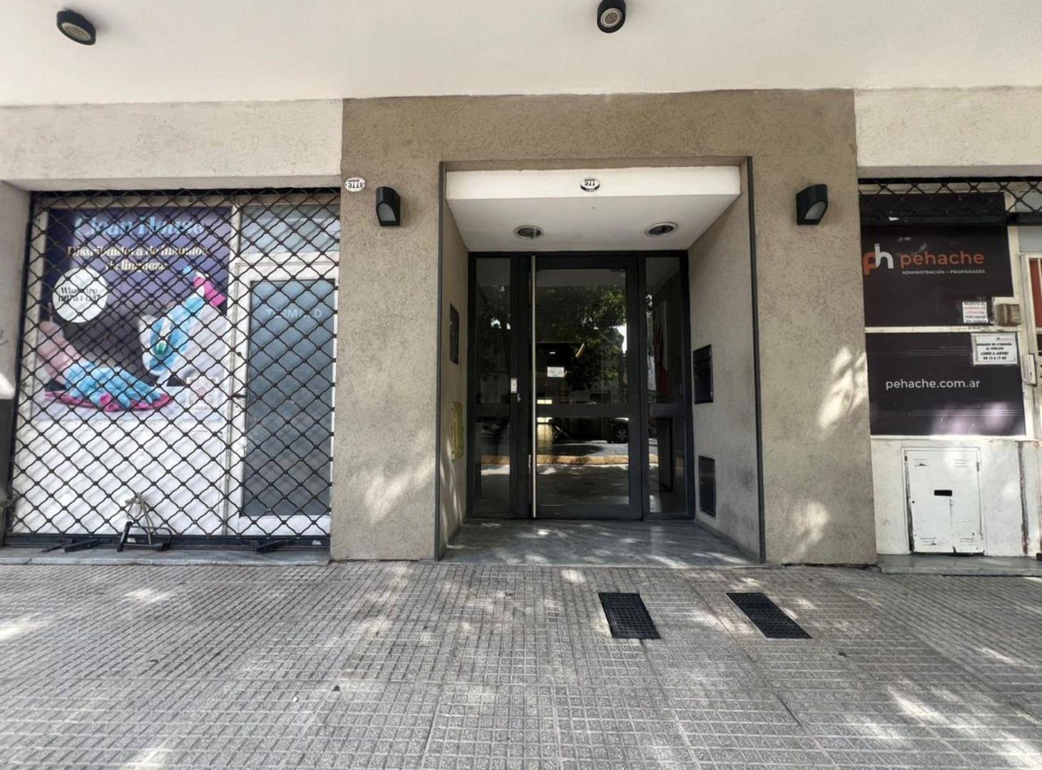 Foto de ALQUILER DEPTO 3 AMB FRENTE, imagen 2