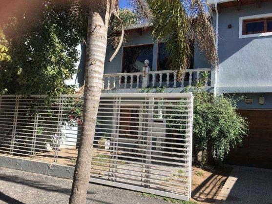 Apto Bco Casa en Villa Argentina 4 Dormitororios, Pileta, patio Cochera 4