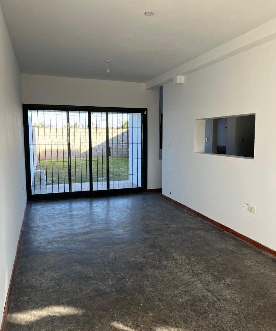 Foto de Alquiler duplex Barrio Norte 1 Mza C Lote 8A, imagen 2