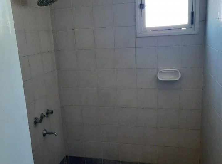 Hermoso departamento con cochera cubierta 5