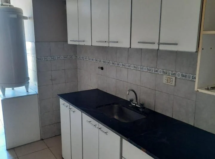 Hermoso departamento con cochera cubierta 4