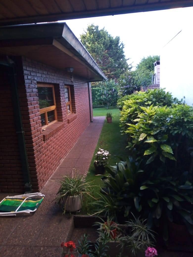 Chalet en San Carlos con Dpto. 2 Amb. 5