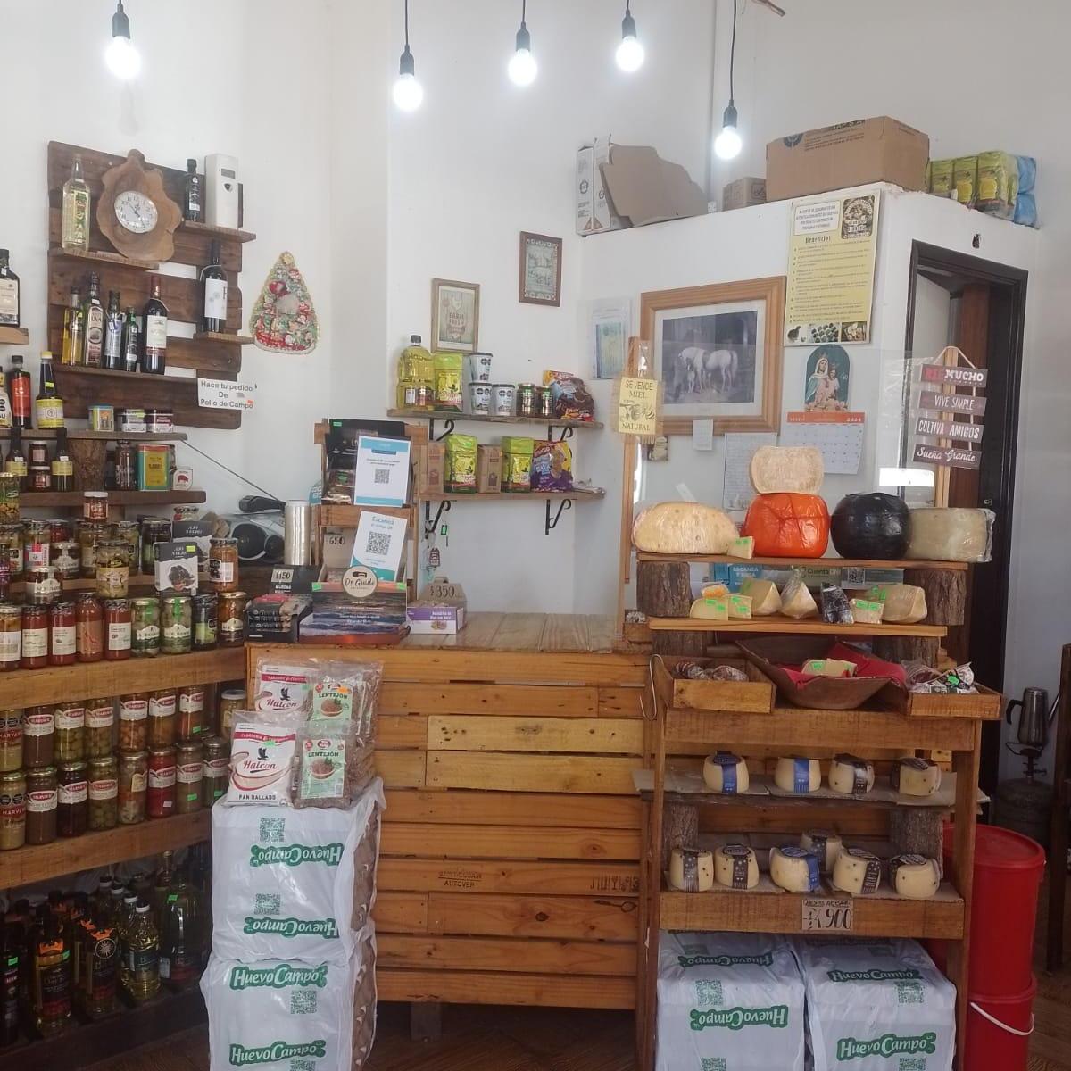 Local y Vivienda en Ph - Zona Don Bosco 5