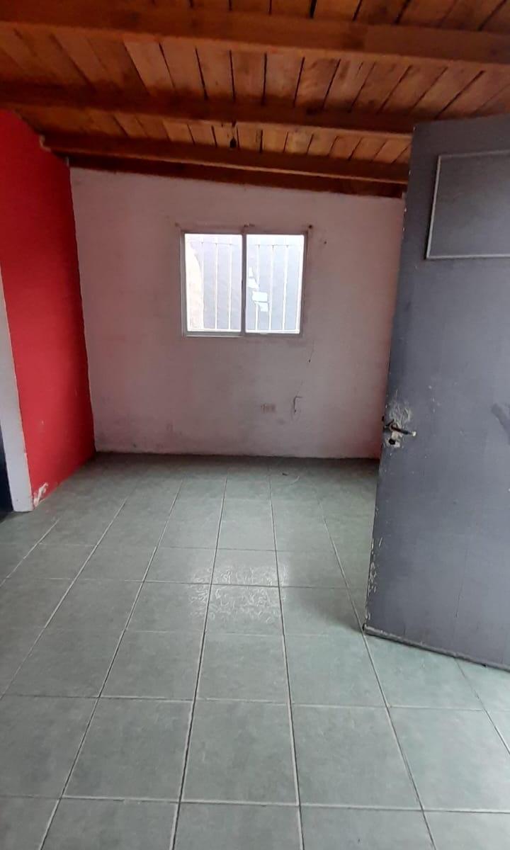 Foto de 2 VIVIENDAS EN BLOCK- DE 3 AMB c/u EN UN TERRENO de 383 m2. c/Renta, imagen 2