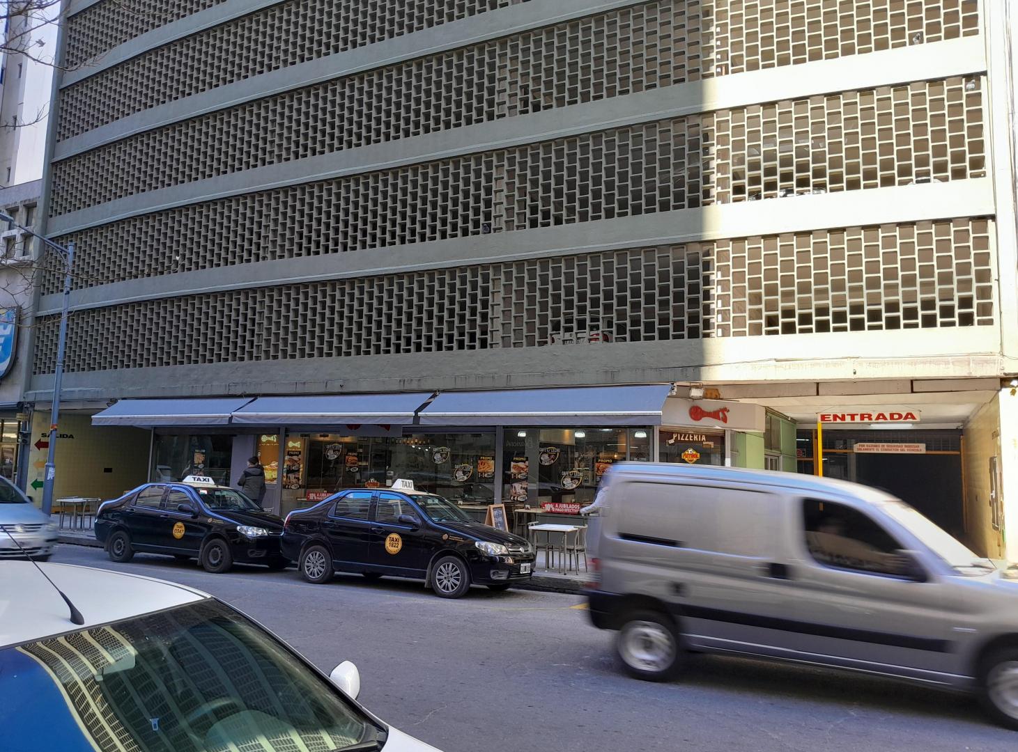 Foto de COCHERA en "Bocina's" Mar del Plata -Rivadavia 2270-, imagen 2