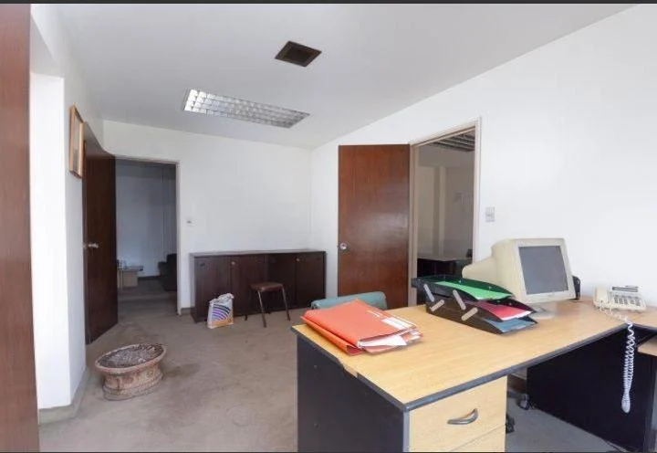 PISO DE OFICINAS 400 m2 EN ALQUILER ACEPTA PROPUESTA 4