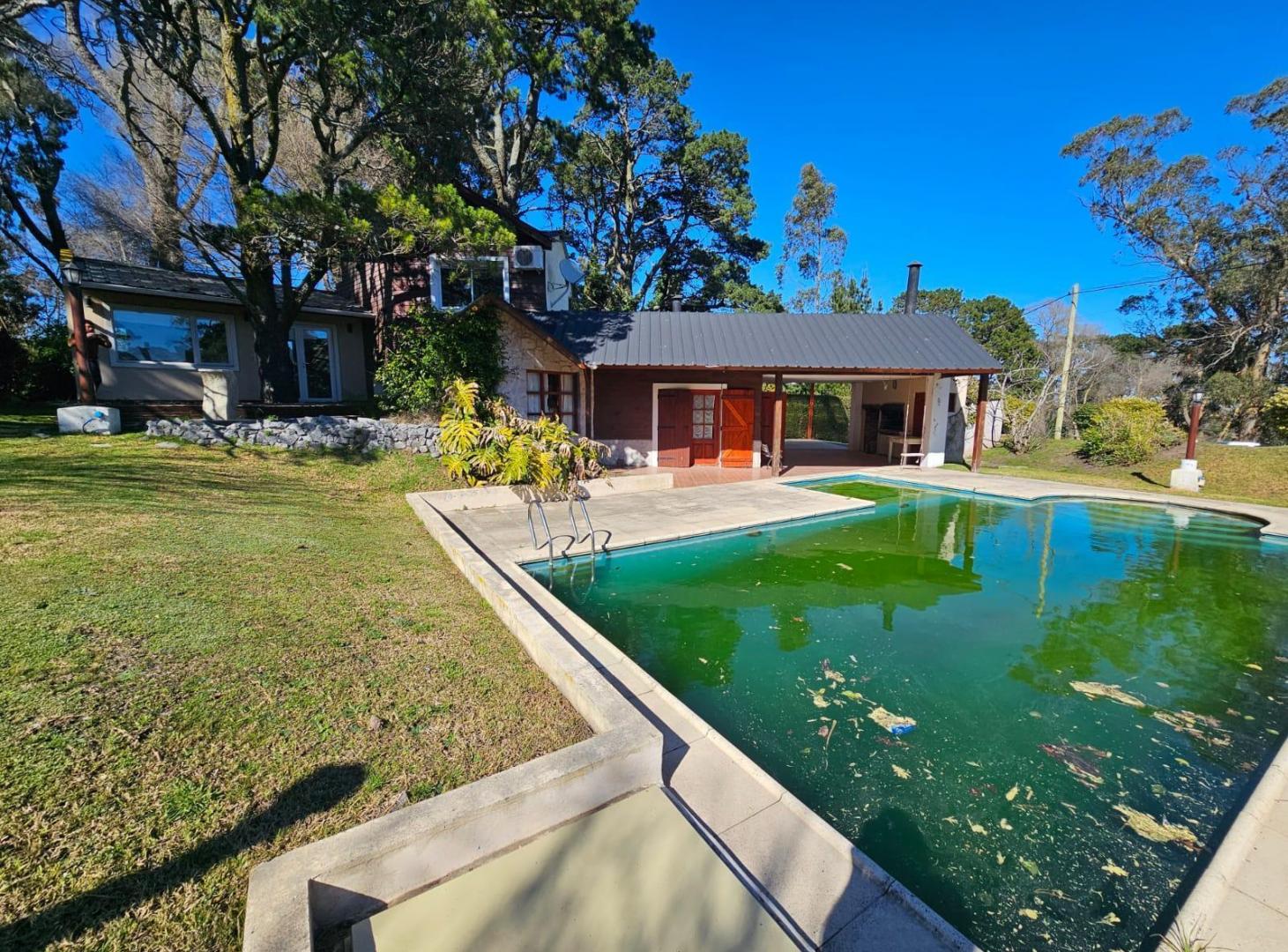 CASA EN ALQUILER EN SIERRA DE LOS PADRES CON PILETA