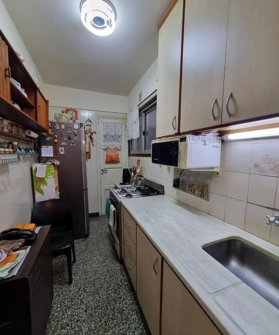 VENTA DEPARTAMENTO 3 AMBIENTES CON DEPENDENCIA ZONA COLON GUEMES MAR 2