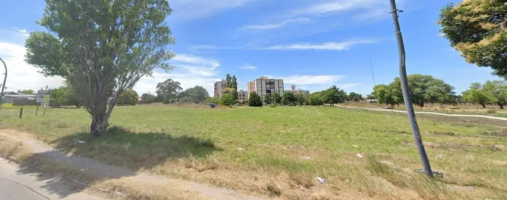 VENTA DE LOTES EN BARRIO LAS LILAS SOBRE AV. ARTURO ALIÓ 4