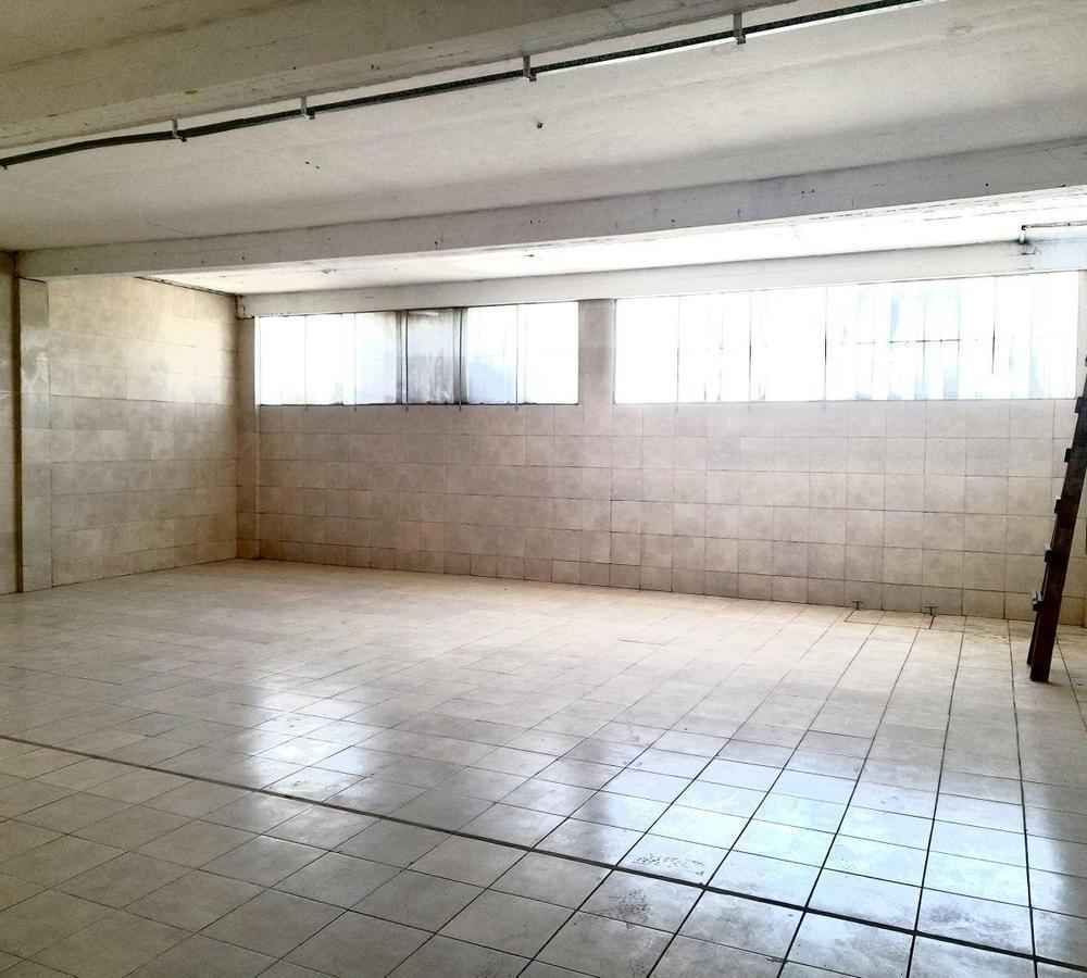 Foto de ALQUILER FABRICA 2 PISOS (POSIBILIDAD 3) AV CHAMPAGNAT, imagen 1