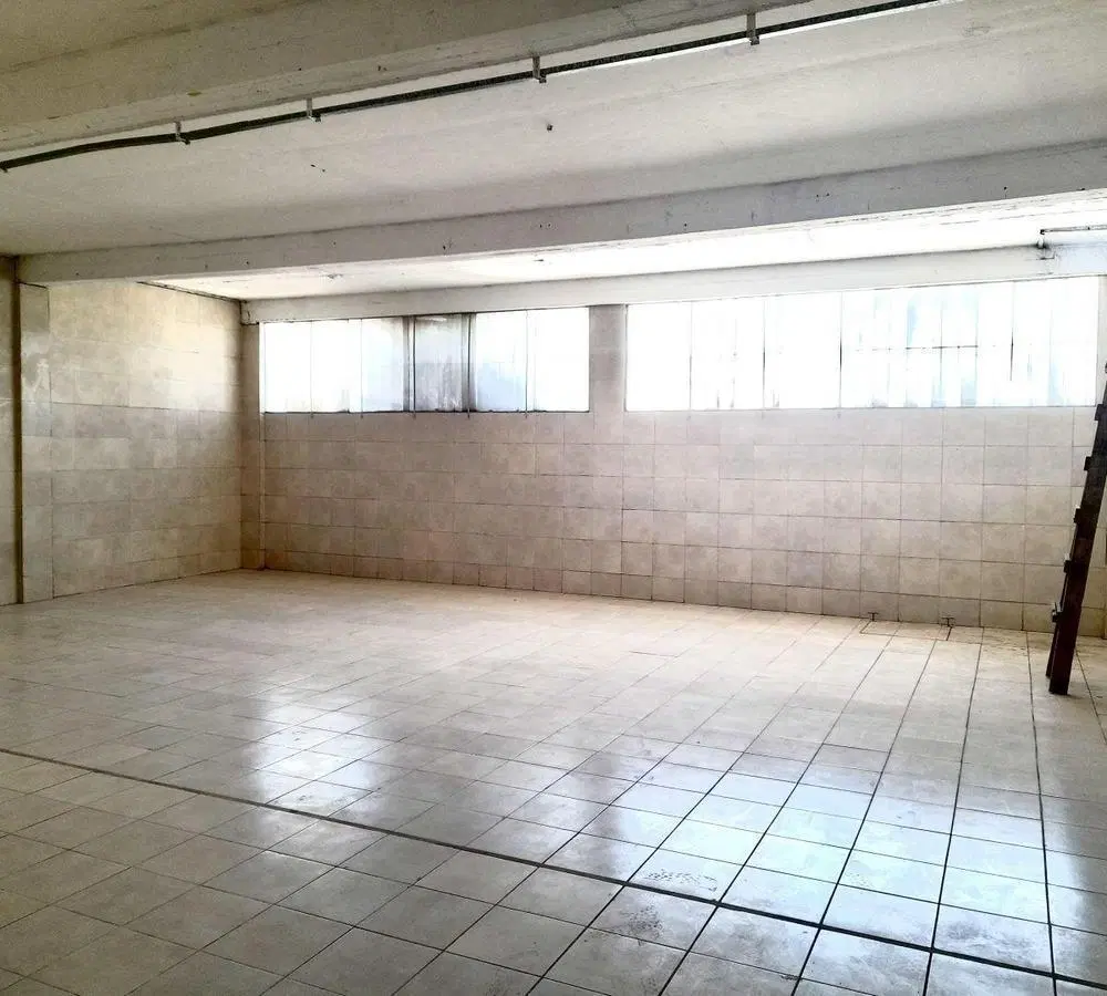 VENTA FABRICA - FABRICA 2 PISOS (POSIBILIDAD 3) AV CHAMPAGNAT 4