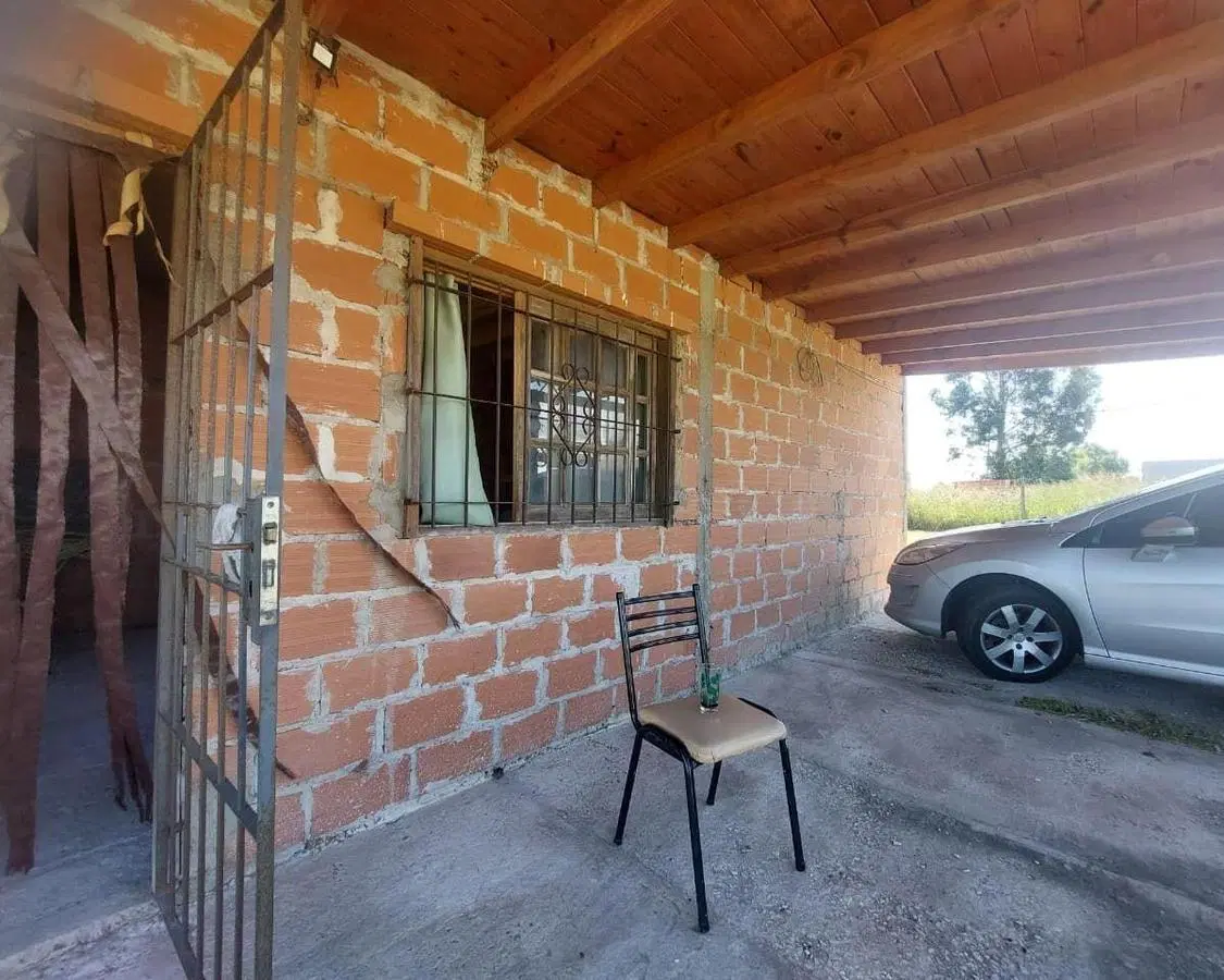 VENTA DE LOTE CON CASA 1 AMBIENTE EN CHAPADMALAL MAR 1