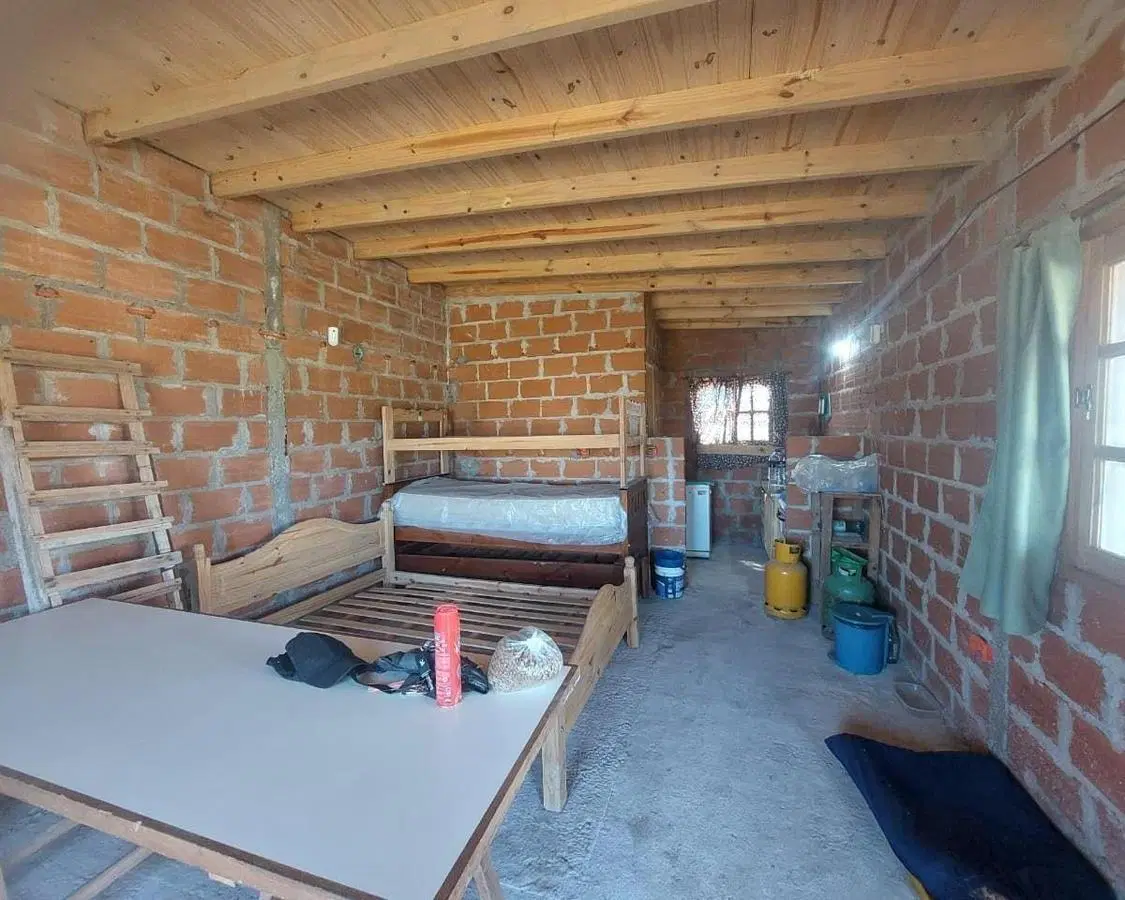 VENTA DE LOTE CON CASA 1 AMBIENTE EN CHAPADMALAL MAR 3