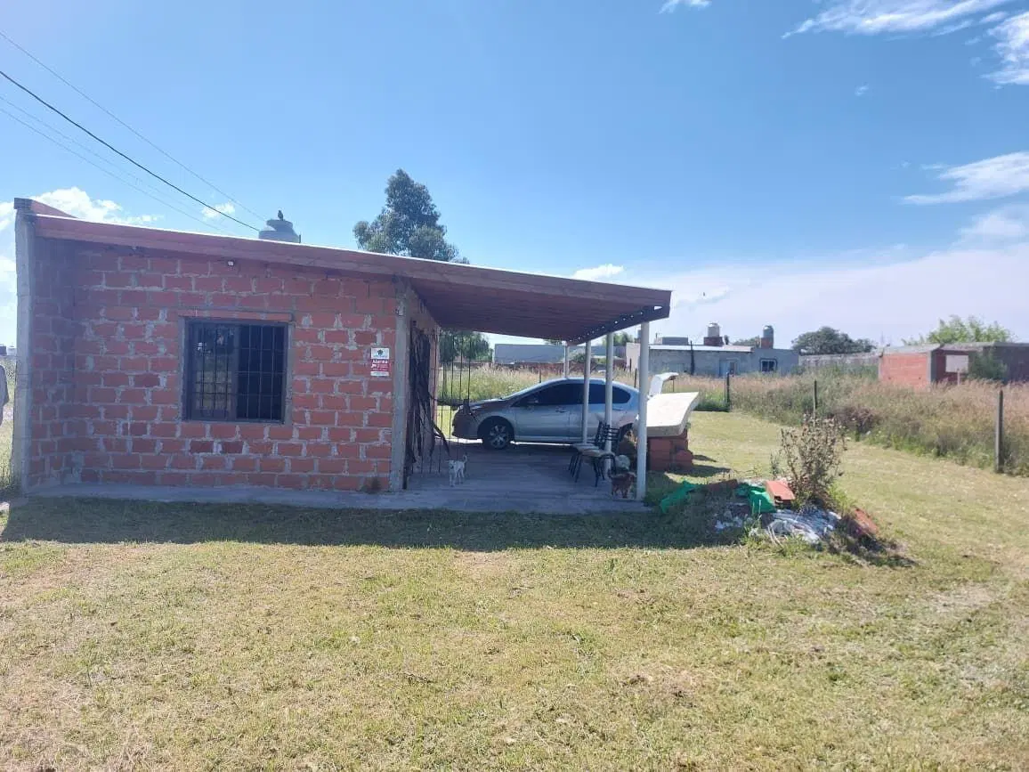 VENTA DE LOTE CON CASA 1 AMBIENTE EN CHAPADMALAL MAR 2