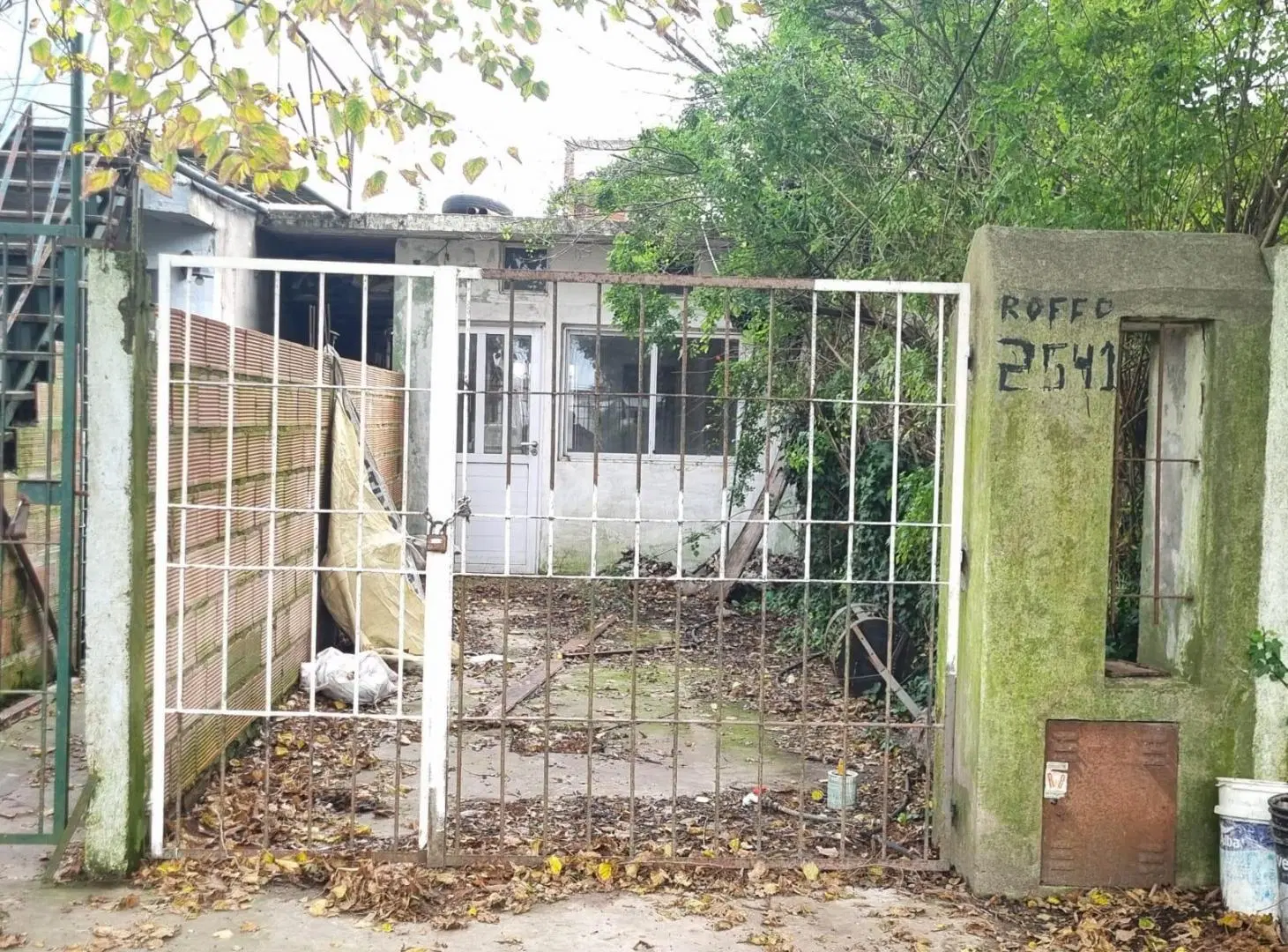 VENTA DE PH CON ESPACIO DE COCHERA ZONA ESTRADA POSIBILIDAD EDIFICACIÓN 8