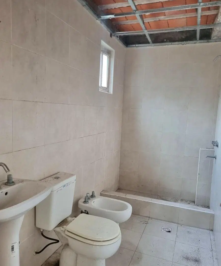 VENTA DE PH CON ESPACIO DE COCHERA ZONA ESTRADA POSIBILIDAD EDIFICACIÓN 3