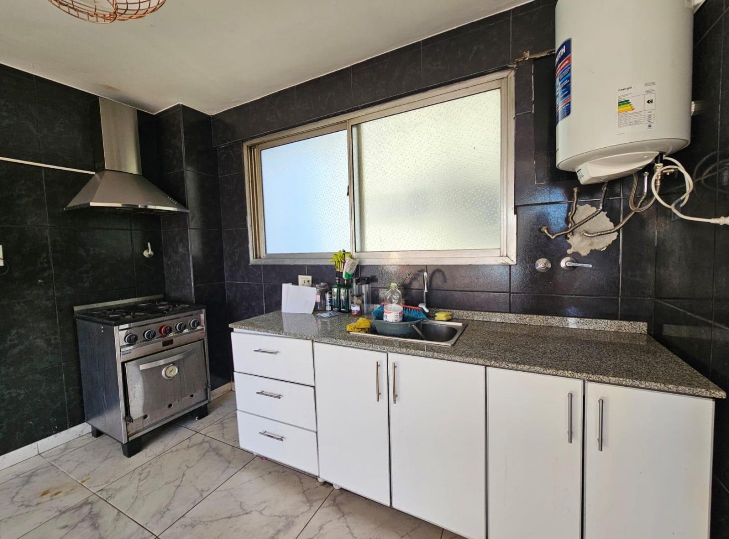 Foto de Departamento 3 ambientes con Balcon vista y sol en Almagro, imagen 4