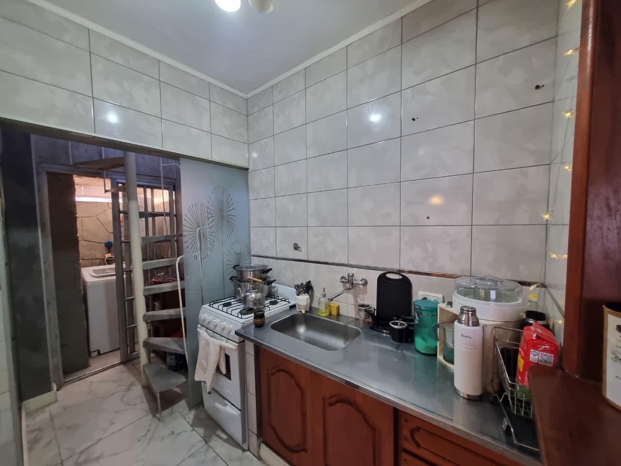 Foto de VENTA PH 3 AMBIENTES CON BALCON TERRAZA RECICLADO A MTS DE AV. JUAN B, imagen 5