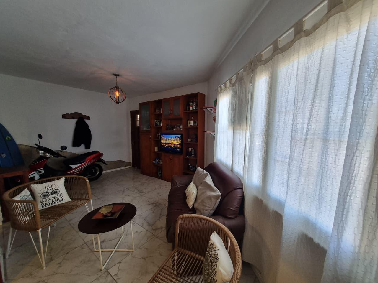 Foto de VENTA PH 3 AMBIENTES CON BALCON TERRAZA RECICLADO A MTS DE AV. JUAN B, imagen 1