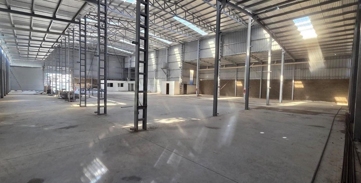 Foto de VENTA GALPON - NAVE INDUSTRIAL 1200 M2 SOBRE RUTA 88, imagen 1