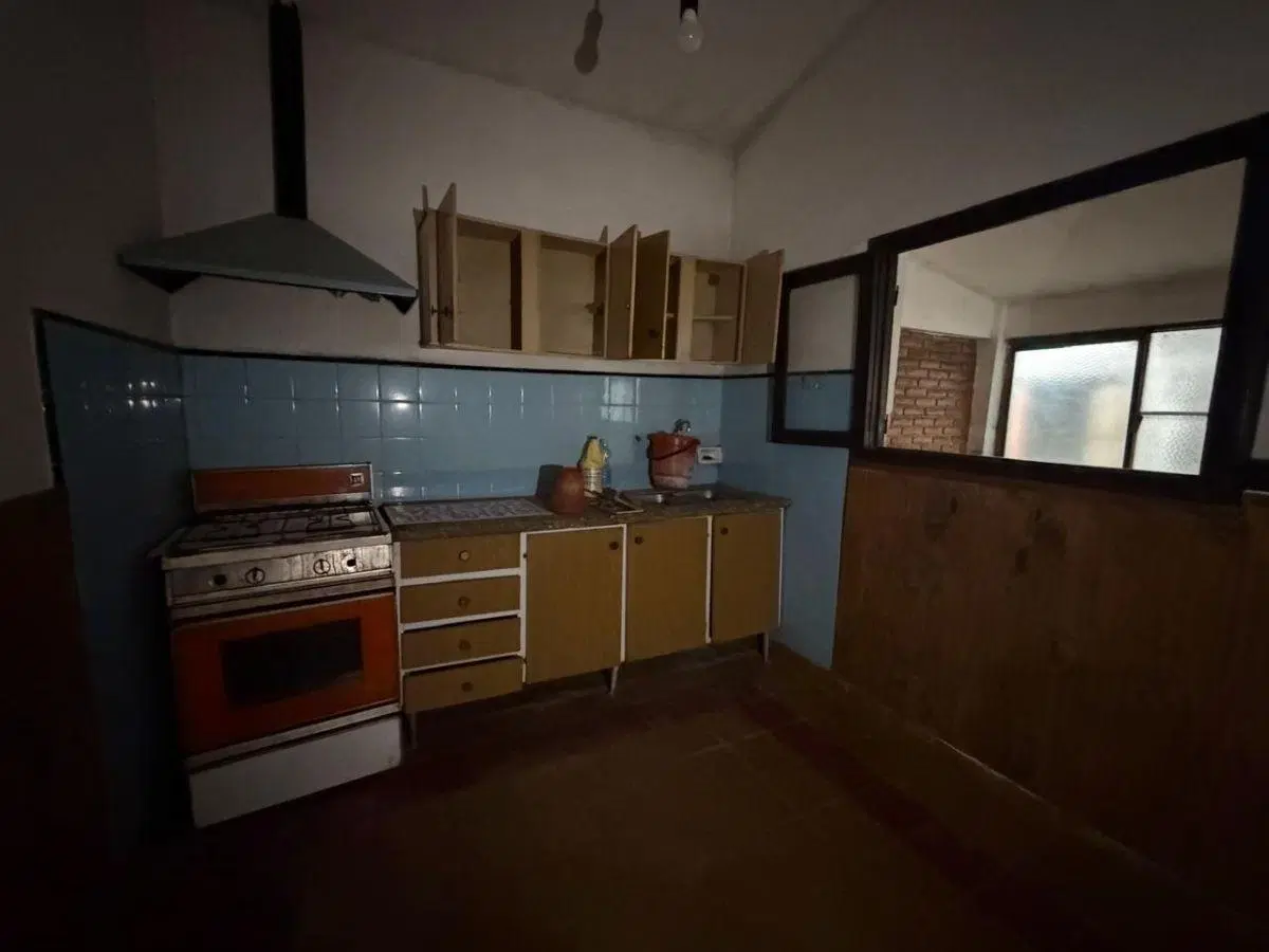 VENTA EMBALSE CASA A REFACCIONAR (Aguada de Reyes) 2