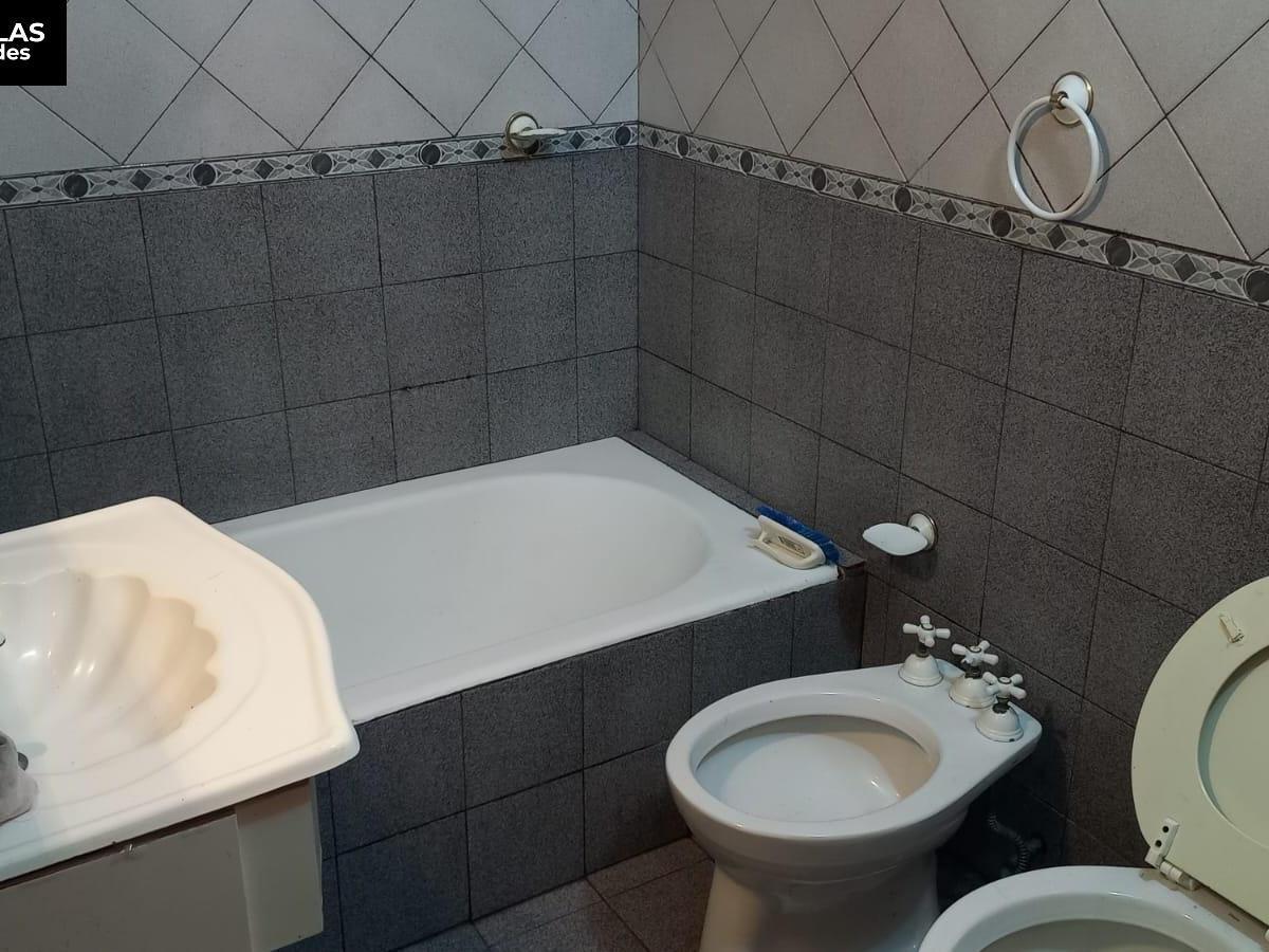 VERSALLES - 2 AMBS C/ PATIO - IRIGOYEN AL 2100 C/ RENTA
