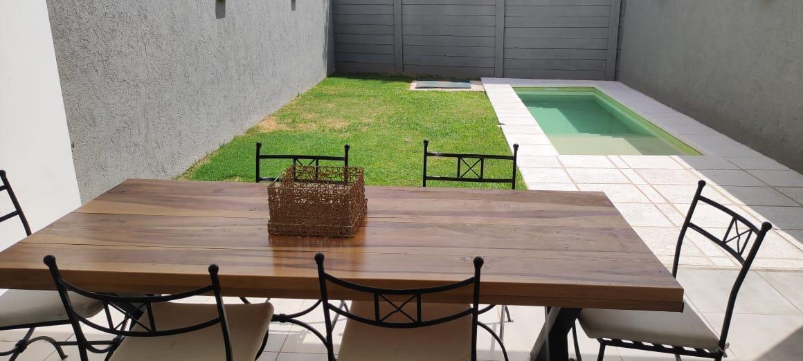 Foto de Casa Duplex Amoblada en Alquiler- La Calandria zona sur, imagen 5