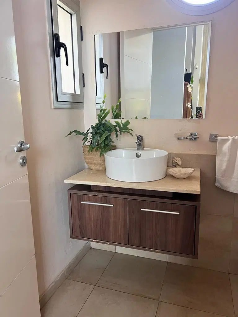 Casa Duplex Amoblada en Alquiler- La Calandria zona sur 3