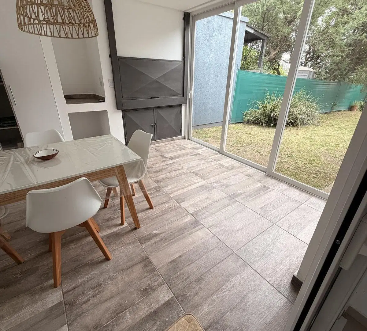 Casa Duplex Amoblada en Alquiler- La Calandria zona sur 4