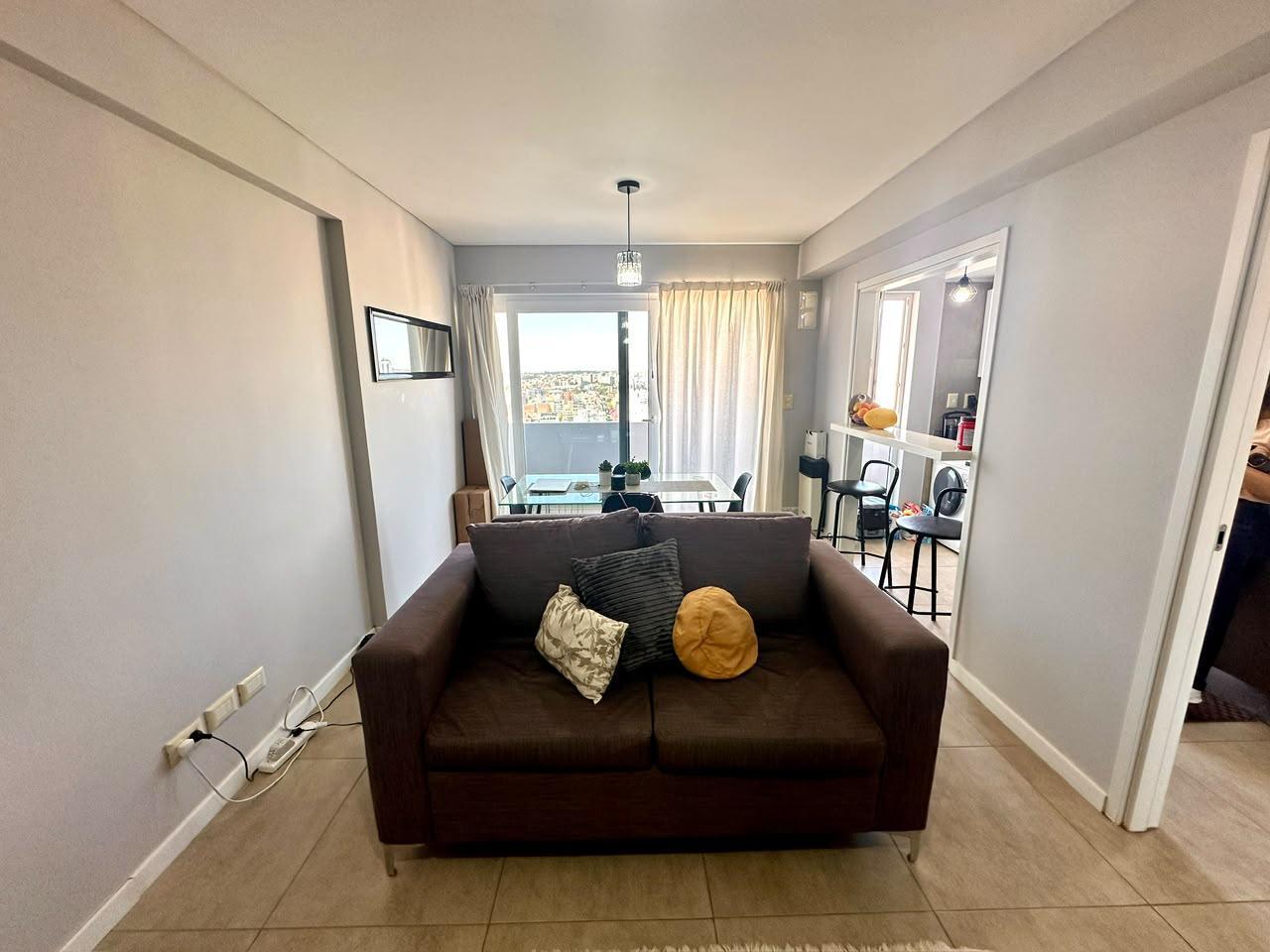 Foto de Departamento en General Paz alquiler Cardinales 1 dorm $800.000 Gni, imagen 4