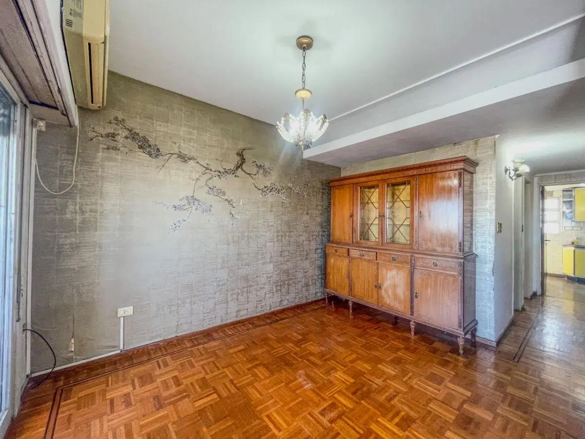 7 ENTRE 41 Y 42 DPTO DE 4 DORMIS, BALCON, COCHERA, BAULERA Y DOS COCHERAS EN VENTA, LA PLATA.- 3