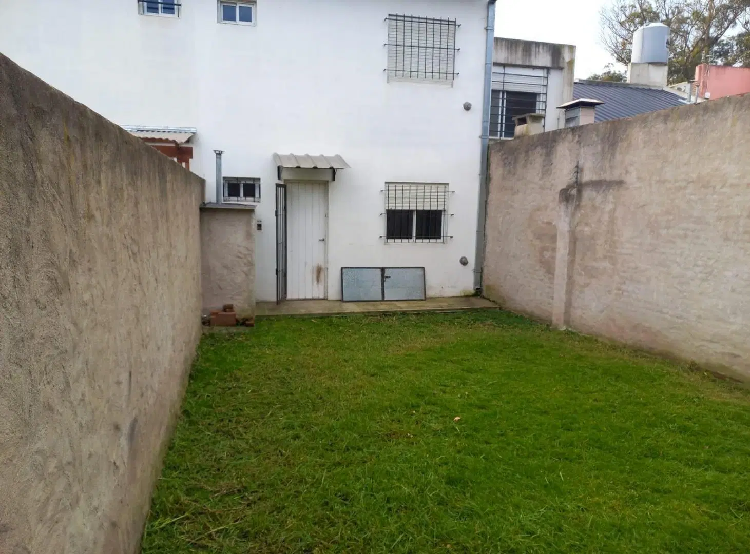 ZONA COLINAS; MODERNO DUPLEX 3 AMB. 5