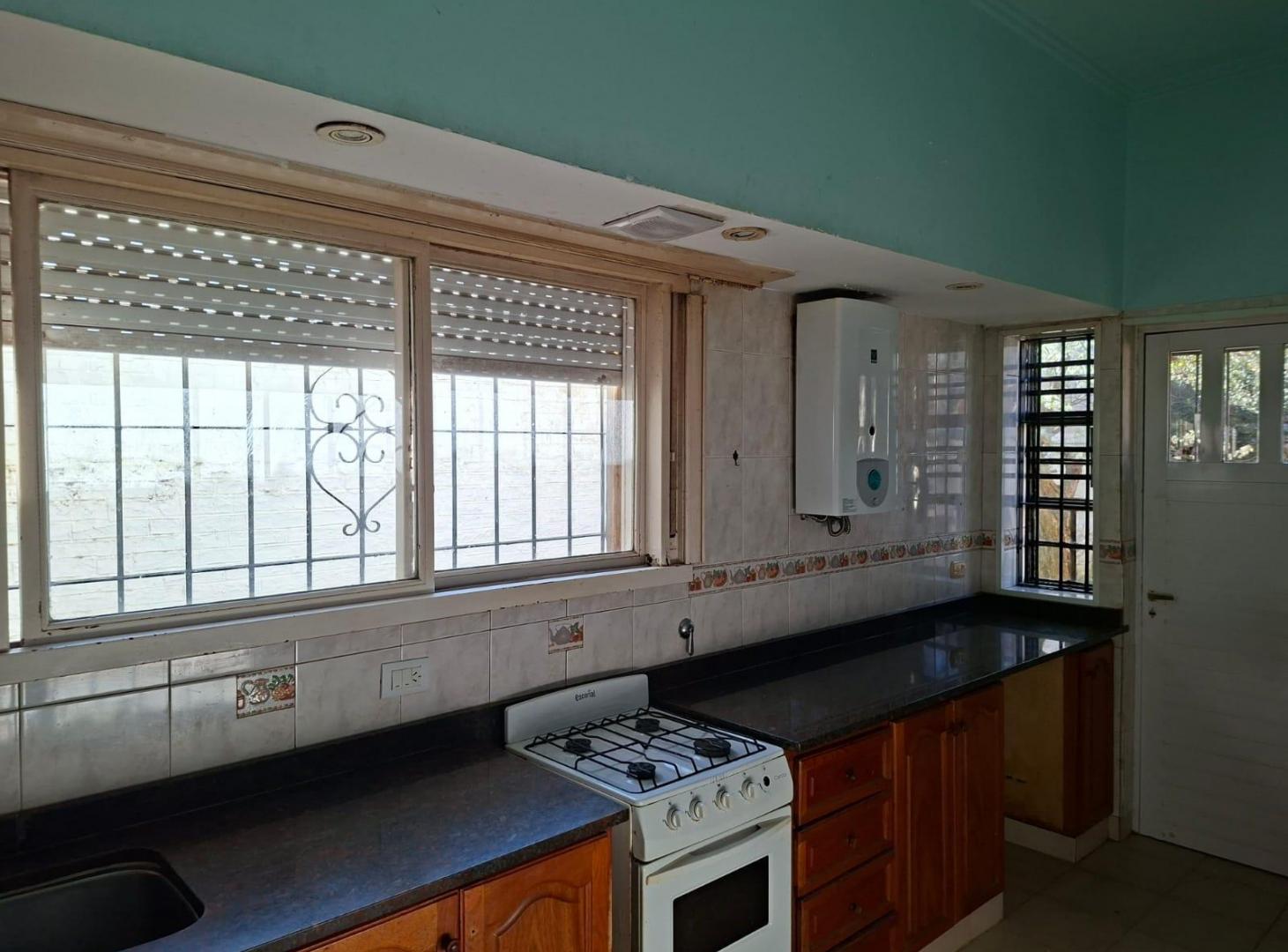 Foto de MOGOTES; OPORTUNIDAD!!! CHALET + AMPLIO DEPARTAMENTO, imagen 3