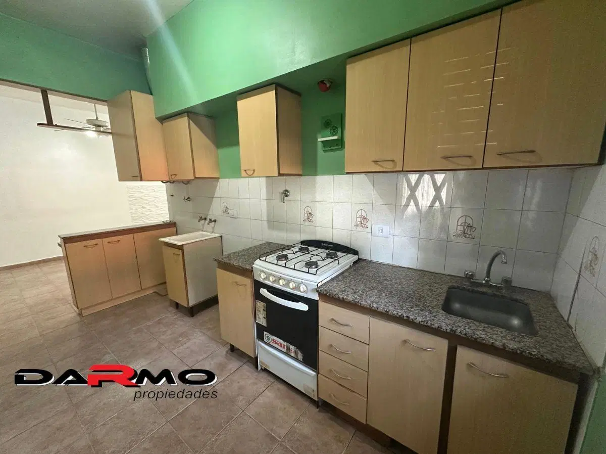 Departamento tipo PH 3 Ambientes al Frente en PB - Mataderos 2