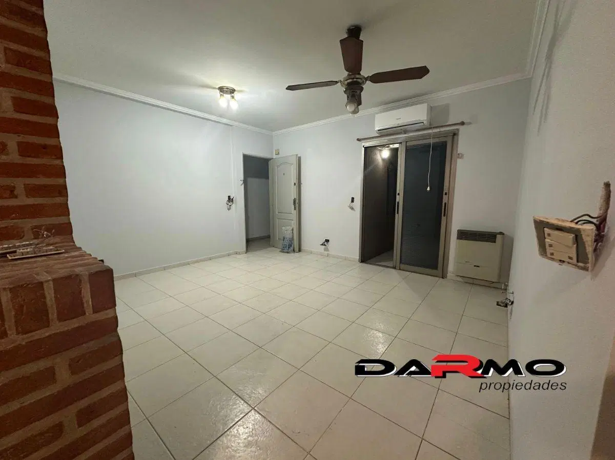 Excelente 2 Ambientes con balcón Recién Pintado en Buena Ubicación - Villa Lugano 4