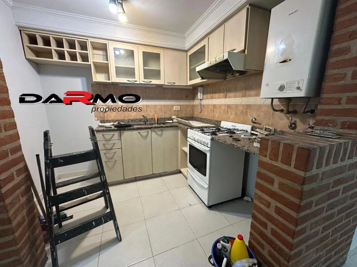 Excelente 2 Ambientes con balcón Recién Pintado en Buena Ubicación - Villa Lugano 2
