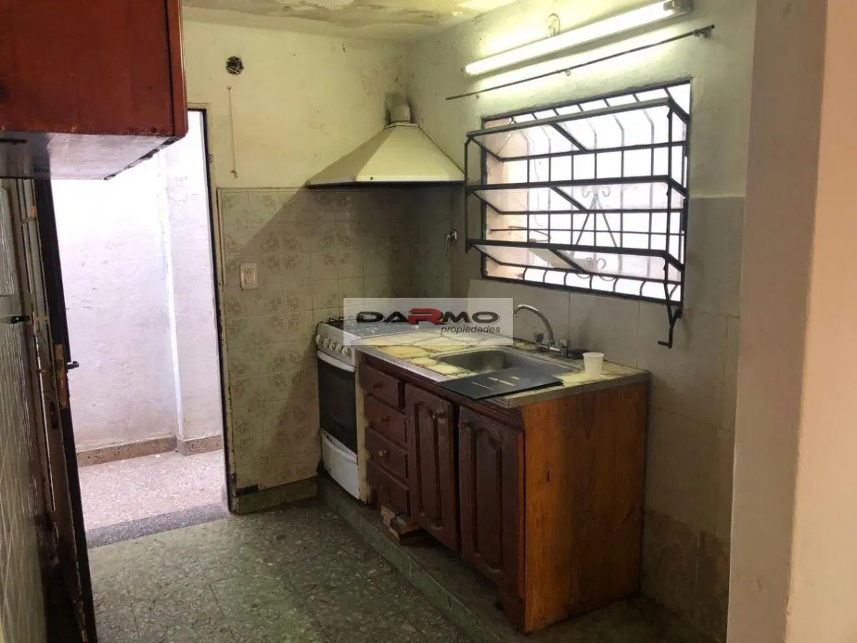 ALQUILER CASA 3 AMBIENTES CON TERRAZA EN VILLA LUGANO 1
