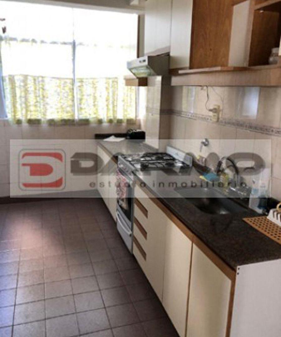 Foto de ALQUILER DEPARTAMENTO 4 AMB C/BALCON AL FRENTE ZONA PARQUE CHACABUCO, imagen 2