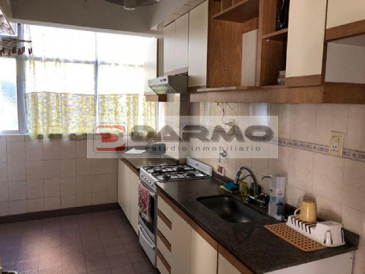 Foto de ALQUILER DEPARTAMENTO 4 AMB C/BALCON AL FRENTE ZONA PARQUE CHACABUCO, imagen 3