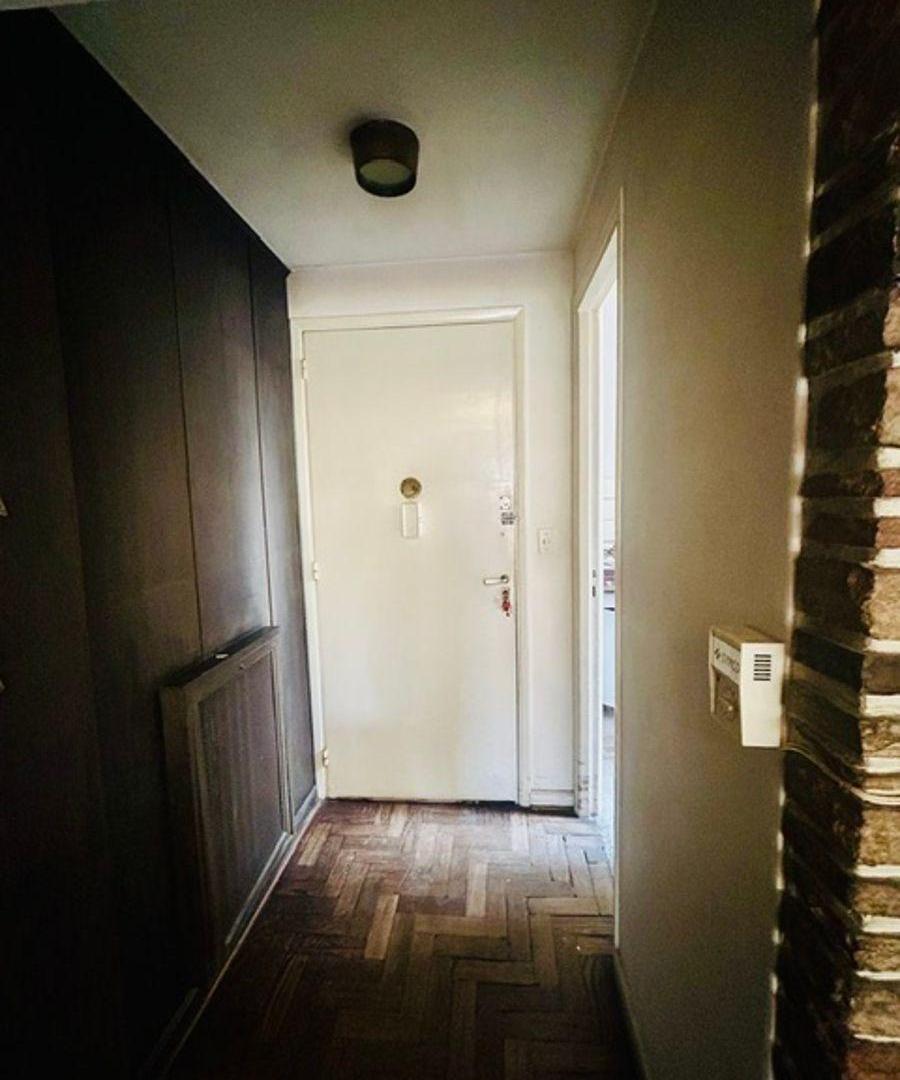 Foto de DEPARTAMENTO 3 AMBIENTES CON DEPENDENCIA A RECICLAR, MUY LUMINOSO CON, imagen 3