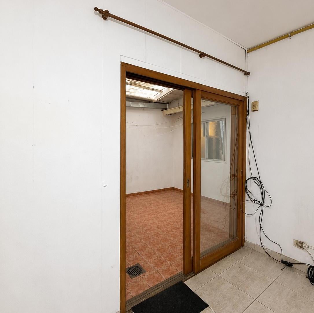 Foto de Departamento de 3 ambientes en planta baja con patio – Almagro, imagen 4