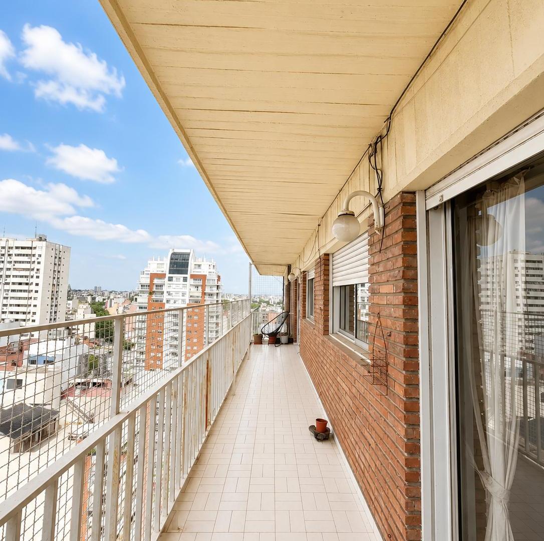 Foto de Departamento 4 ambientes con dependencia, con cochera y baulera– Villa, imagen 3