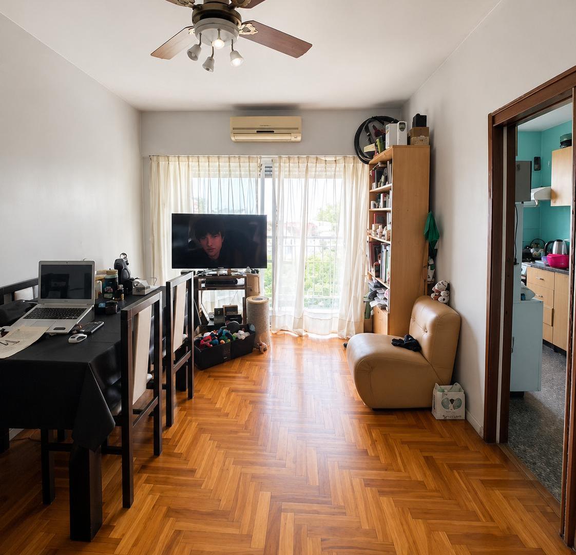 Foto de Venta Departamento 3 ambientes con Balcon al Frente - Almagro - Muy, imagen 3
