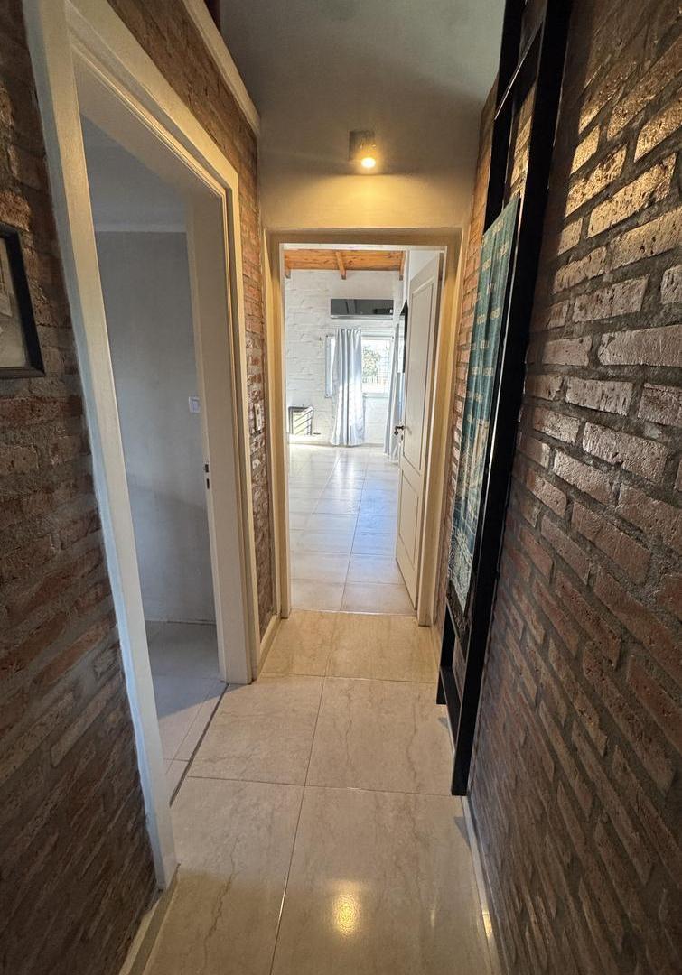 Foto de Excelente casa con gran terreno y pileta en Funes City, imagen 5