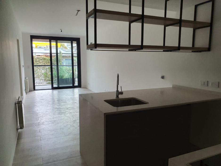 Departamento 3 Ambientes con Balcón en Belgrano 3