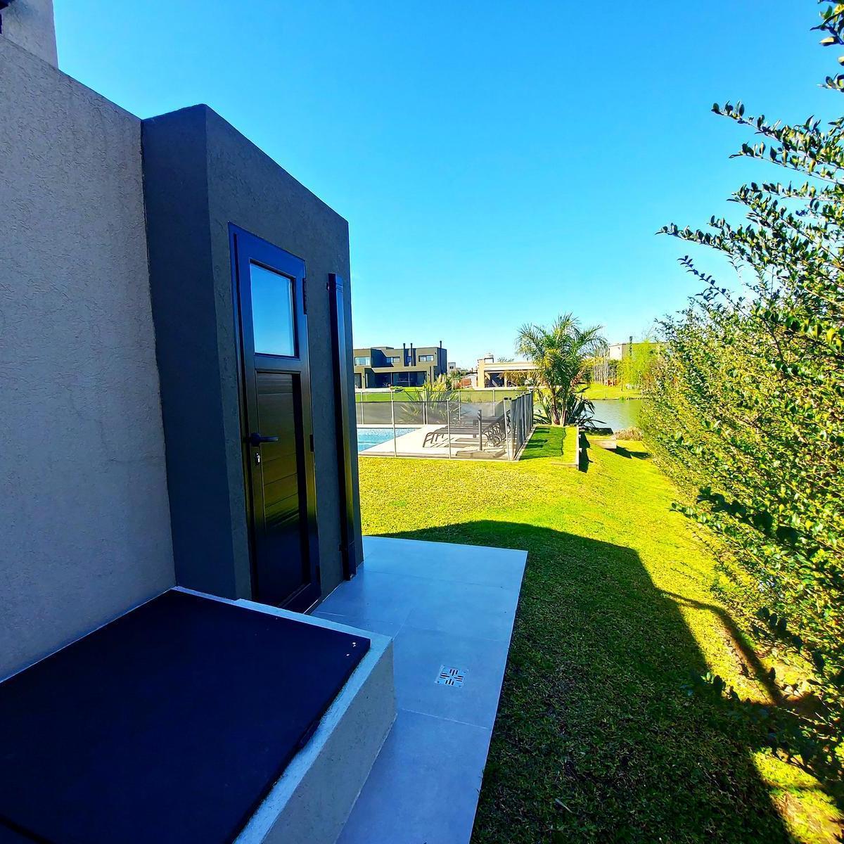 Venta Casa El Cantón Norte - Lote Al Lago - Pileta y Muelle 2