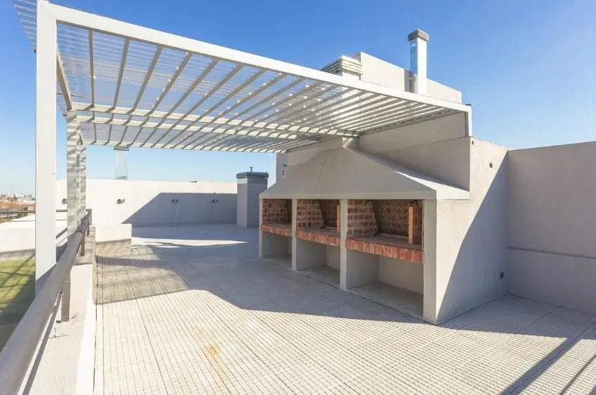 Venta  2 ambientes con balcon      - S.Martin(Ctro) 8